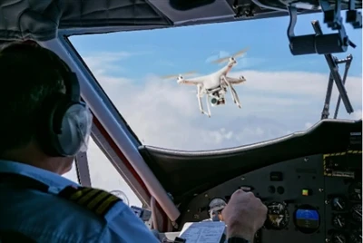 Drone hitam terbang, perkara ini anda tahu?